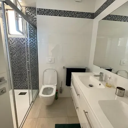Appartement Design A 5 Minutes De La Plage